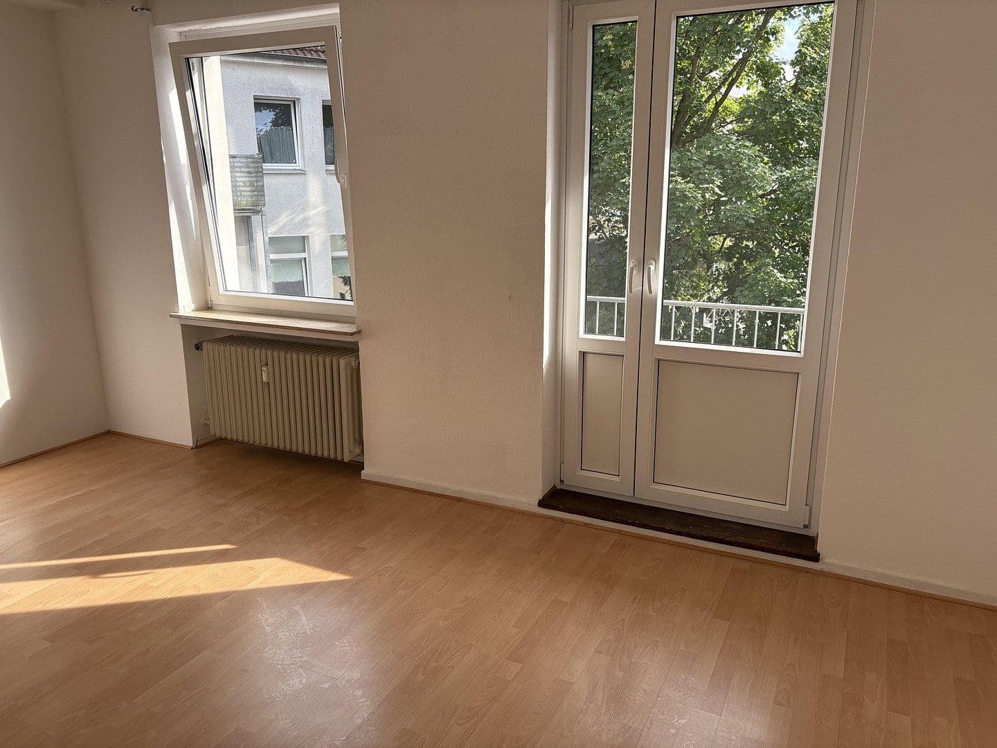 Pronájem bytu 3+1 77 m², Bremen, Bremen Pronájem bytu 3+1 77 m², Bremen, Bremen