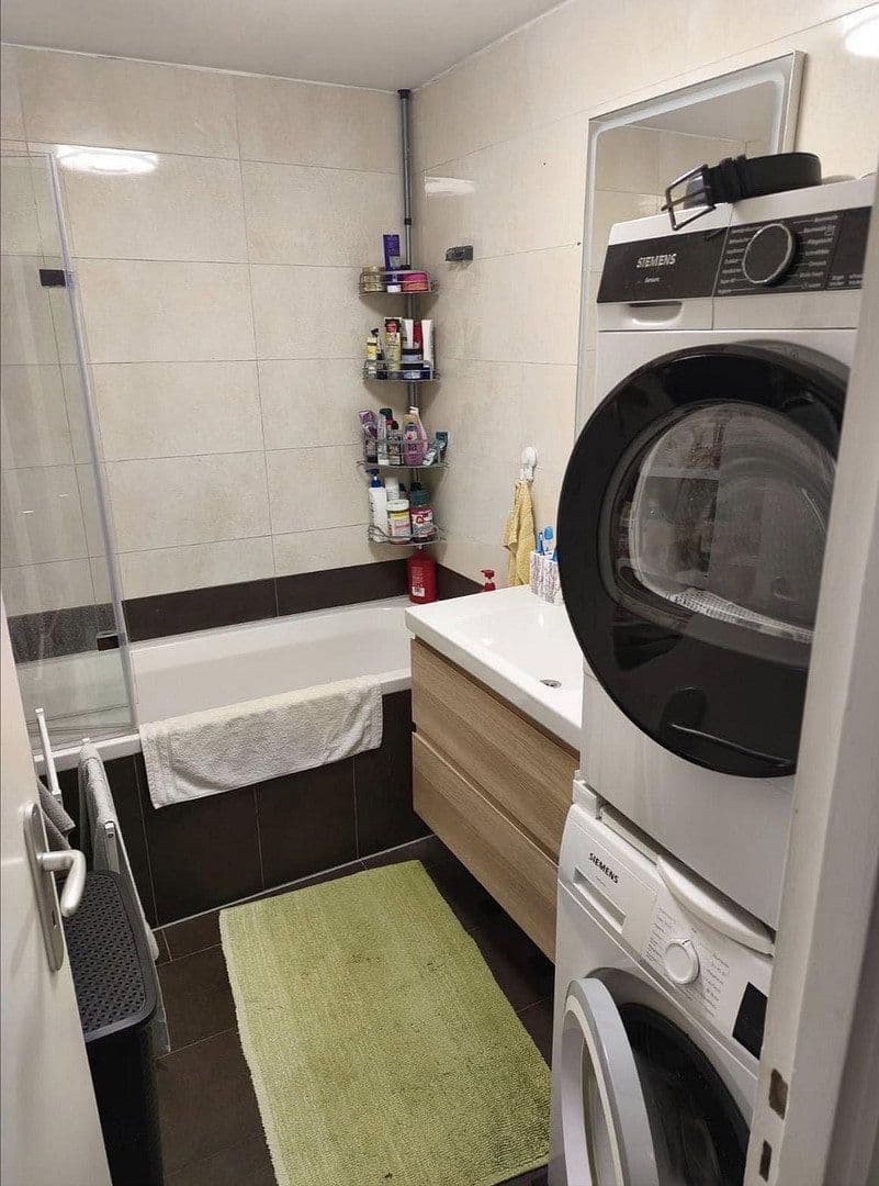 Pronájem bytu 3+kk 94 m², Blaustein, Bádensko-Württembersko Pronájem bytu 3+kk 94 m², Blaustein, Bádensko-Württembersko