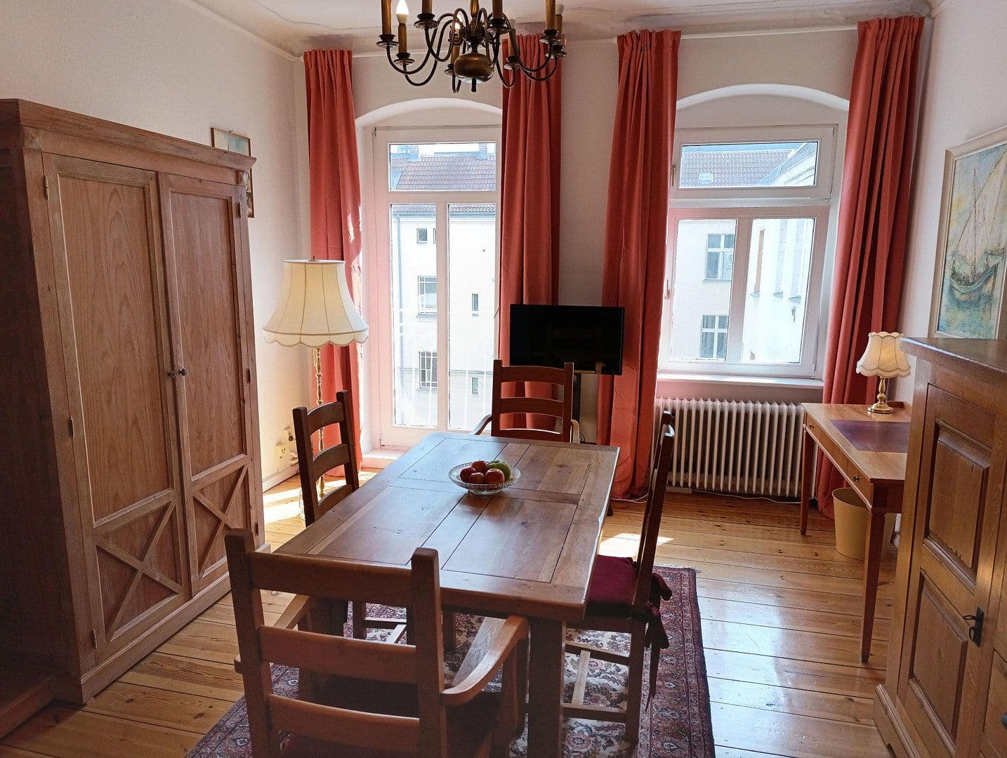 Prodej domu 1.893 m², pozemek 846 m², Berlin, Berlín Prodej domu 1.893 m², pozemek 846 m², Berlin, Berlín