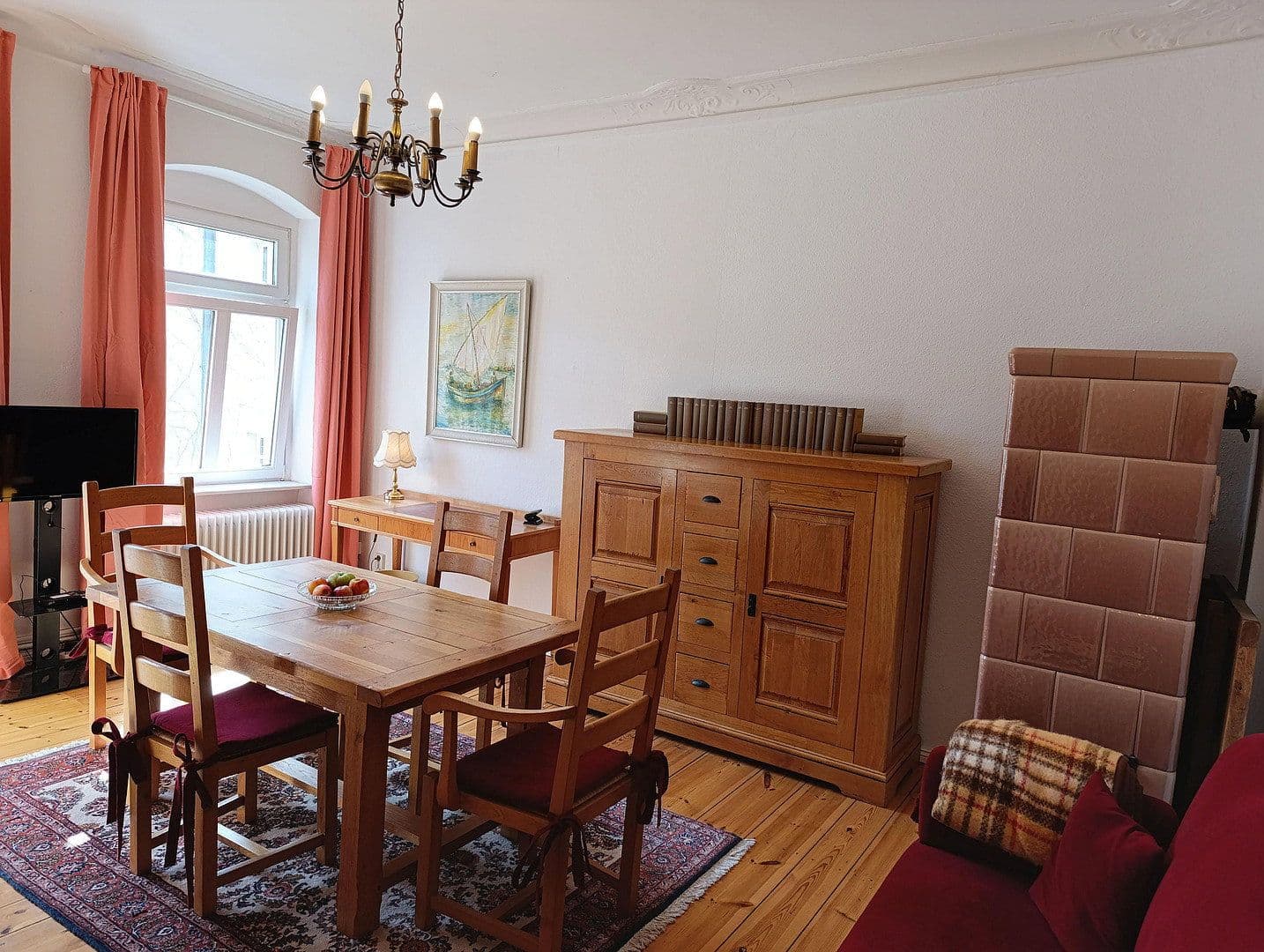 Prodej domu 1.893 m², pozemek 846 m², Berlin, Berlín Prodej domu 1.893 m², pozemek 846 m², Berlin, Berlín