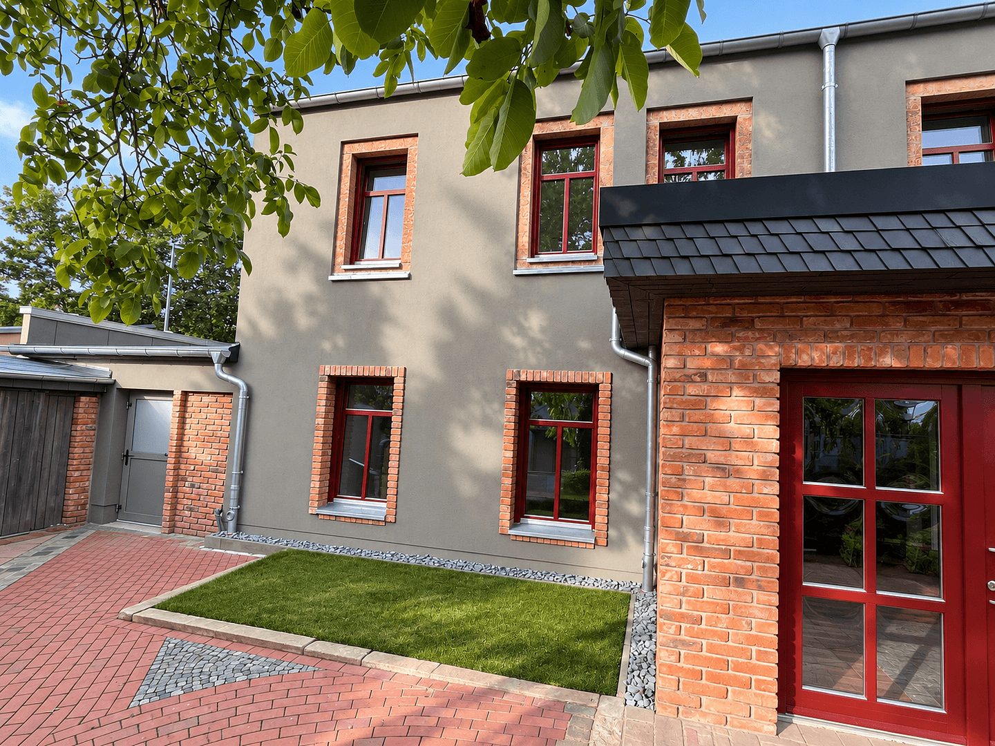 Pronájem bytu 4+1 146 m², Pirnaer Landstr. 183, Dresden, Sasko Pronájem bytu 4+1 146 m², Pirnaer Landstr. 183, Dresden, Sasko