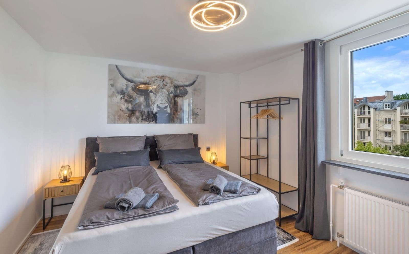 Pronájem bytu 1+1 24 m², Emil-Riedel-Straße 11, München, Bavorsko Pronájem bytu 1+1 24 m², Emil-Riedel-Straße 11, München, Bavorsko