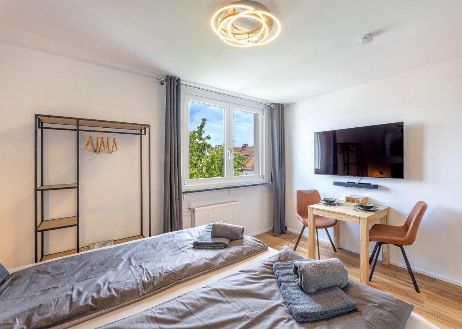 Pronájem bytu 1+1 24 m², Emil-Riedel-Straße 11, München, Bavorsko Pronájem bytu 1+1 24 m², Emil-Riedel-Straße 11, München, Bavorsko