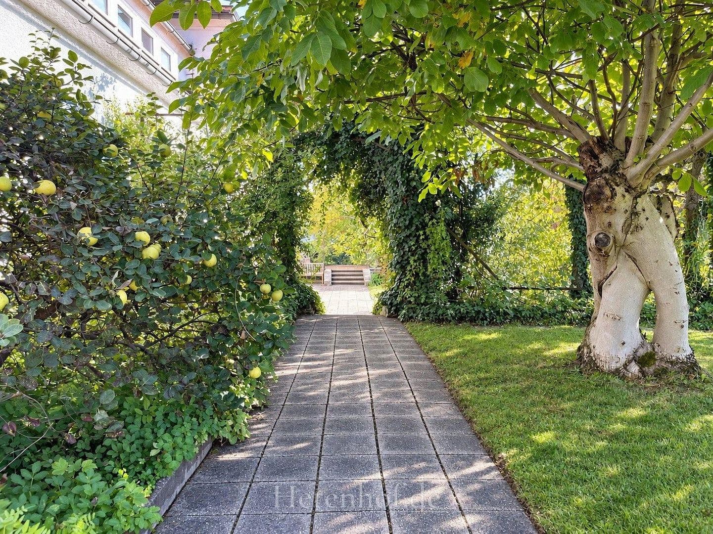 Prodej domu 538 m², pozemek 6.401 m², Lorenz-Sandler-Straße 26, Kulmbach, Bavorsko Prodej domu 538 m², pozemek 6.401 m², Lorenz-Sandler-Straße 26, Kulmbach, Bavorsko