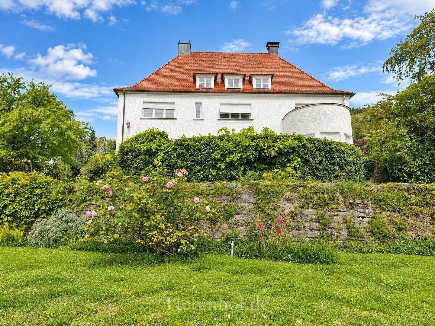 Prodej domu 538 m², pozemek 6.401 m², Lorenz-Sandler-Straße 26, Kulmbach, Bavorsko Prodej domu 538 m², pozemek 6.401 m², Lorenz-Sandler-Straße 26, Kulmbach, Bavorsko