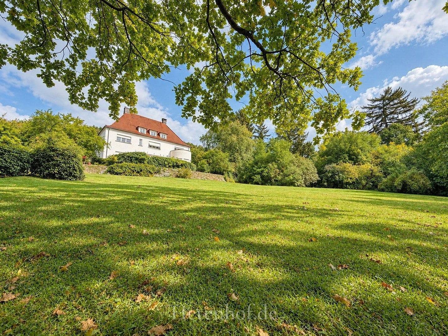 Prodej domu 538 m², pozemek 6.401 m², Lorenz-Sandler-Straße 26, Kulmbach, Bavorsko Prodej domu 538 m², pozemek 6.401 m², Lorenz-Sandler-Straße 26, Kulmbach, Bavorsko