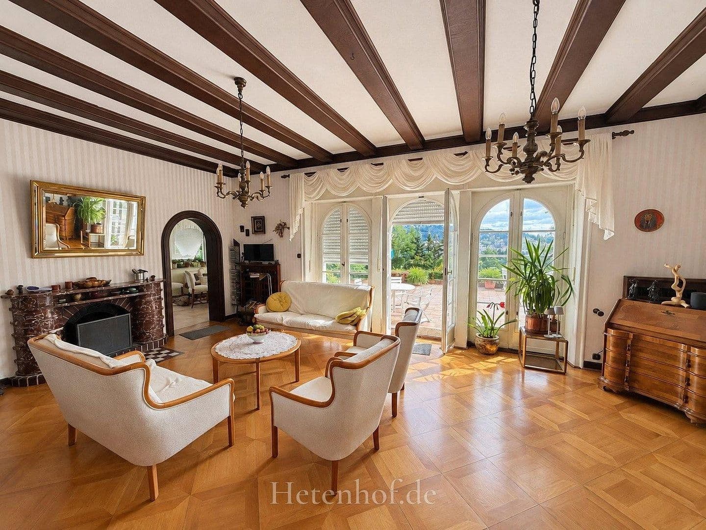 Prodej domu 538 m², pozemek 6.401 m², Lorenz-Sandler-Straße 26, Kulmbach, Bavorsko Prodej domu 538 m², pozemek 6.401 m², Lorenz-Sandler-Straße 26, Kulmbach, Bavorsko