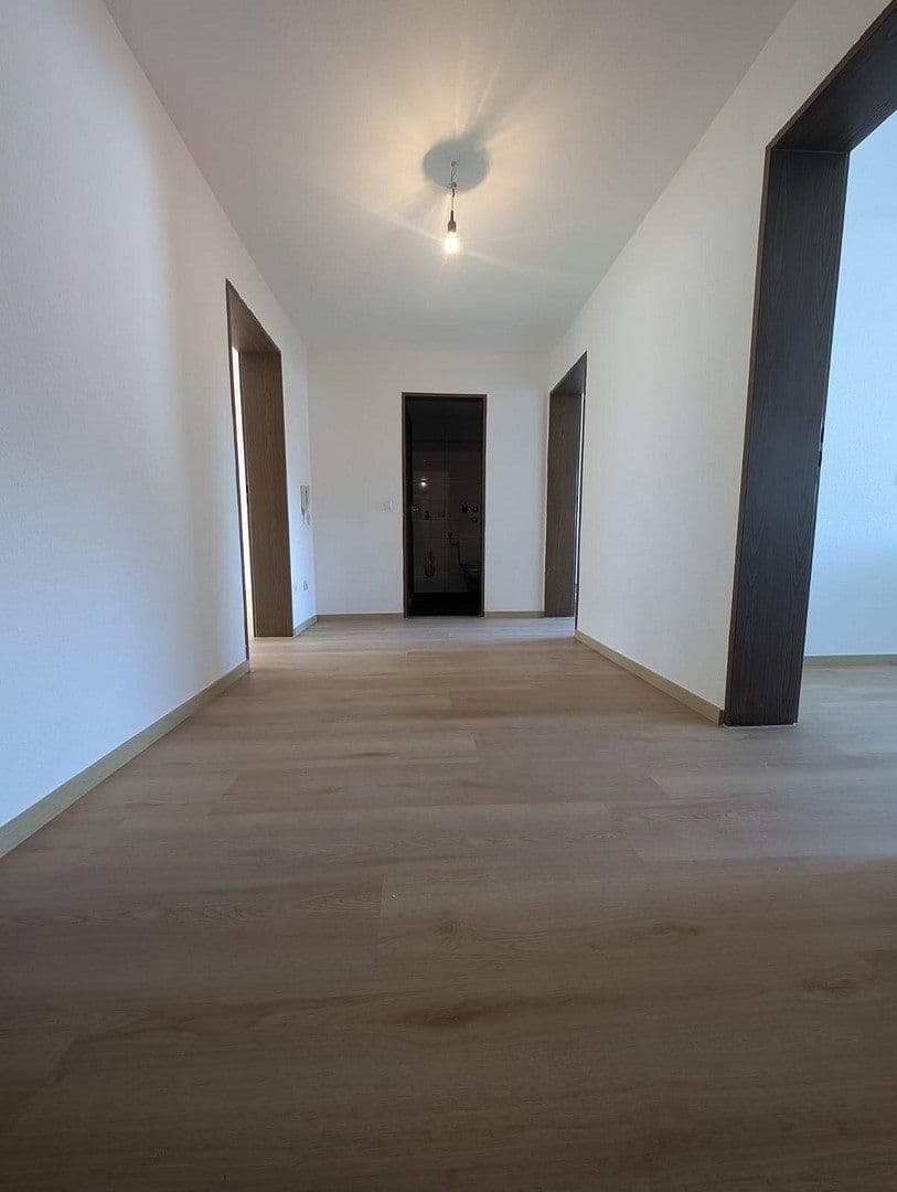 Pronájem bytu 2+1 64 m², Hemmingen, Bádensko-Württembersko Pronájem bytu 2+1 64 m², Hemmingen, Bádensko-Württembersko