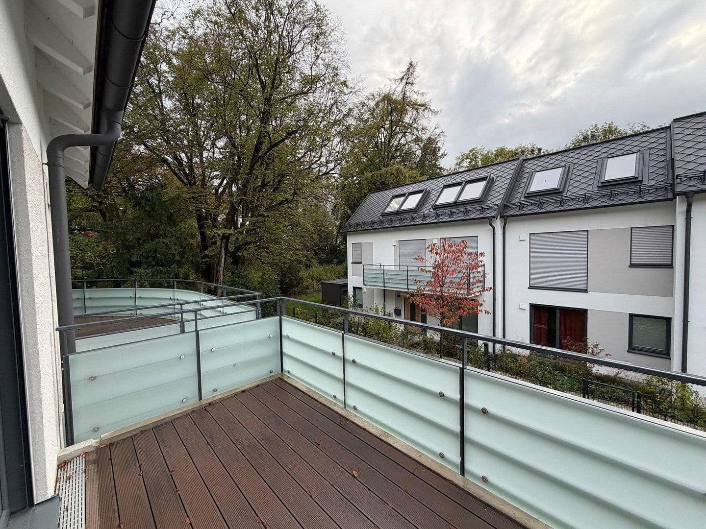 Pronájem bytu 2+1 58 m², Unterbiberger Straße 76, München, Bavorsko Pronájem bytu 2+1 58 m², Unterbiberger Straße 76, München, Bavorsko