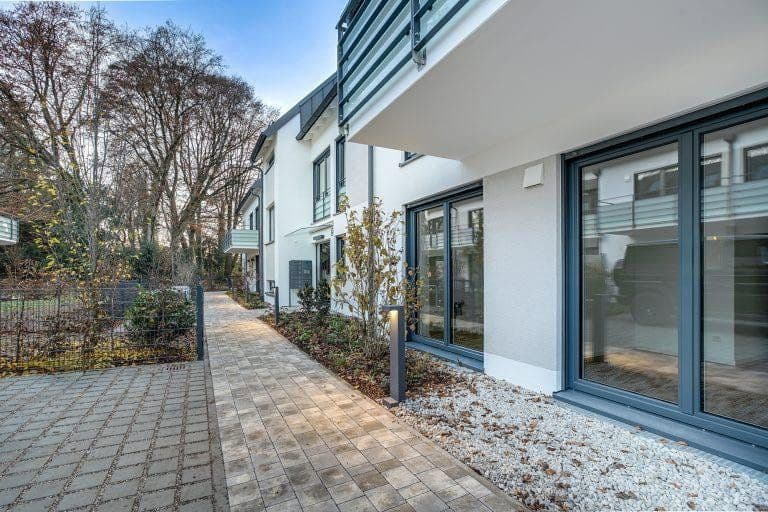 Pronájem bytu 2+1 58 m², Unterbiberger Straße 76, München, Bavorsko Pronájem bytu 2+1 58 m², Unterbiberger Straße 76, München, Bavorsko