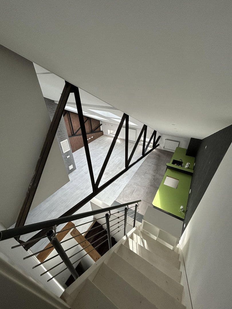 Pronájem bytu 3+1 90 m², Henschelstrasse 3a, Wilhelmshaven, Dolní Sasko Pronájem bytu 3+1 90 m², Henschelstrasse 3a, Wilhelmshaven, Dolní Sasko