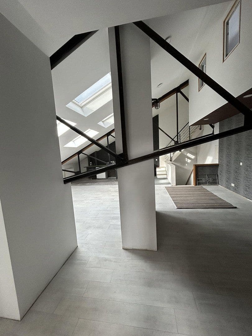 Pronájem bytu 3+1 90 m², Henschelstrasse 3a, Wilhelmshaven, Dolní Sasko Pronájem bytu 3+1 90 m², Henschelstrasse 3a, Wilhelmshaven, Dolní Sasko