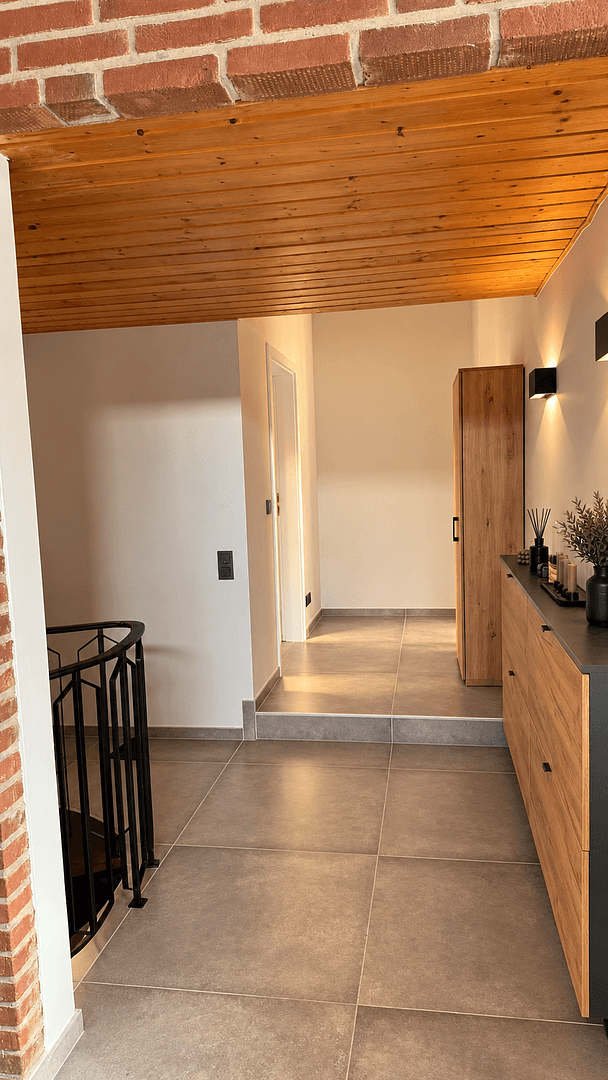 Prodej domu 180 m², pozemek 950 m², Gerhart Hauptmann Ring 22, Neu Wulmstorf, Dolní Sasko Prodej domu 180 m², pozemek 950 m², Gerhart Hauptmann Ring 22, Neu Wulmstorf, Dolní Sasko