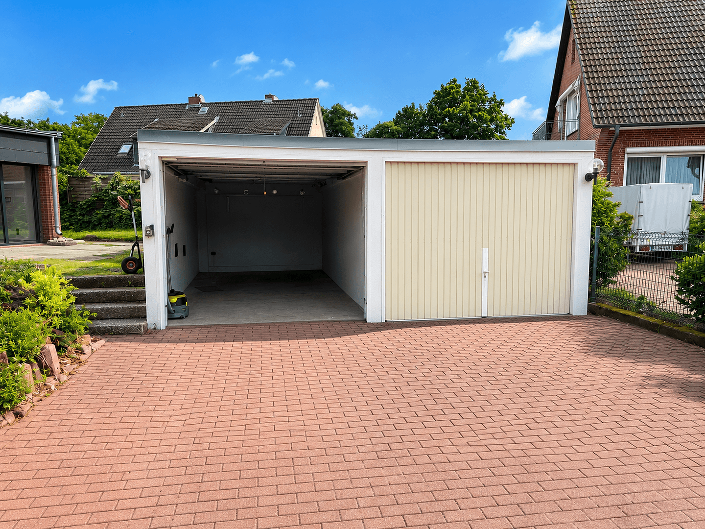 Prodej domu 180 m², pozemek 950 m², Gerhart Hauptmann Ring 22, Neu Wulmstorf, Dolní Sasko Prodej domu 180 m², pozemek 950 m², Gerhart Hauptmann Ring 22, Neu Wulmstorf, Dolní Sasko