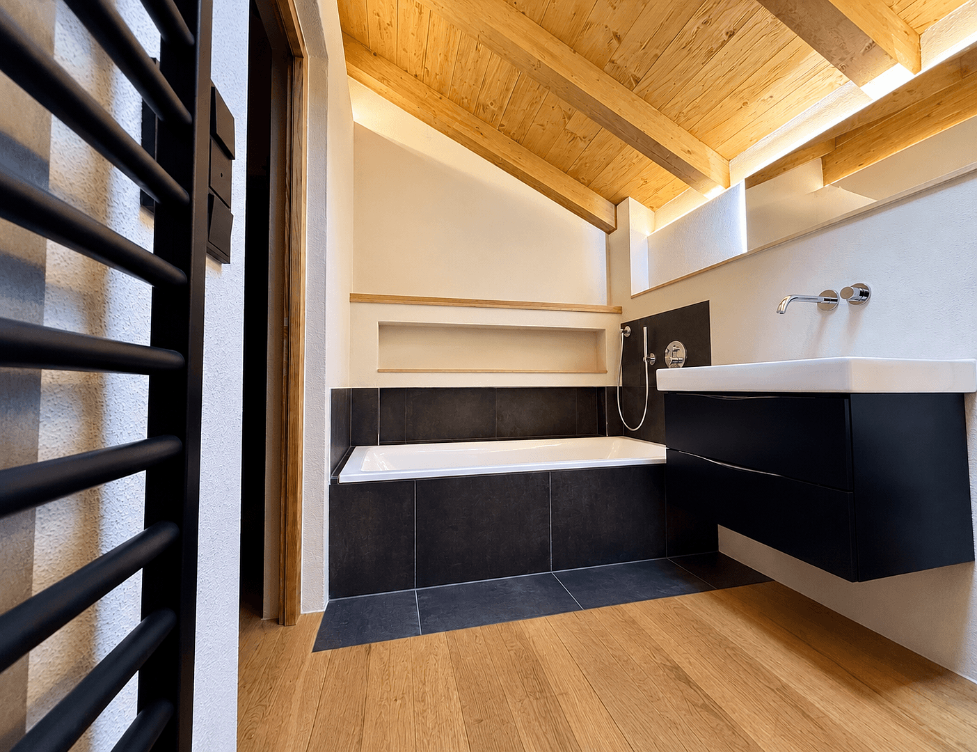 Prodej domu 206 m², pozemek 504 m², Dr.-Paul-Weinhart-Straße 2 a, Prien a. Chiemsee, Bavorsko Prodej domu 206 m², pozemek 504 m², Dr.-Paul-Weinhart-Straße 2 a, Prien a. Chiemsee, Bavorsko