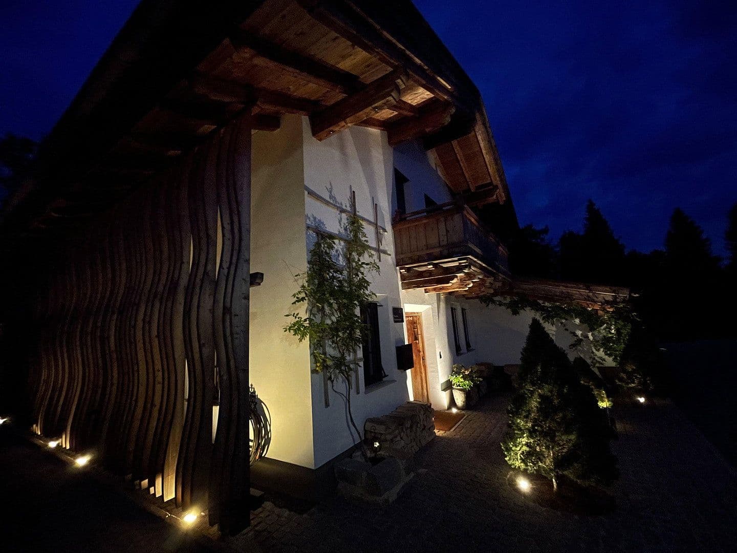 Prodej domu 206 m², pozemek 504 m², Dr.-Paul-Weinhart-Straße 2 a, Prien a. Chiemsee, Bavorsko Prodej domu 206 m², pozemek 504 m², Dr.-Paul-Weinhart-Straße 2 a, Prien a. Chiemsee, Bavorsko