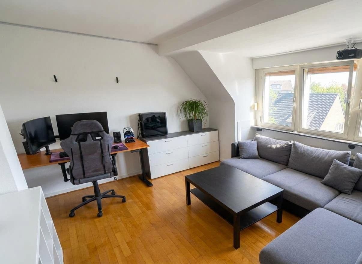 Pronájem bytu 3+1 86 m², Bismarckstraße 2, Meerbusch, Severní Porýní-Vestfálsko Pronájem bytu 3+1 86 m², Bismarckstraße 2, Meerbusch, Severní Porýní-Vestfálsko