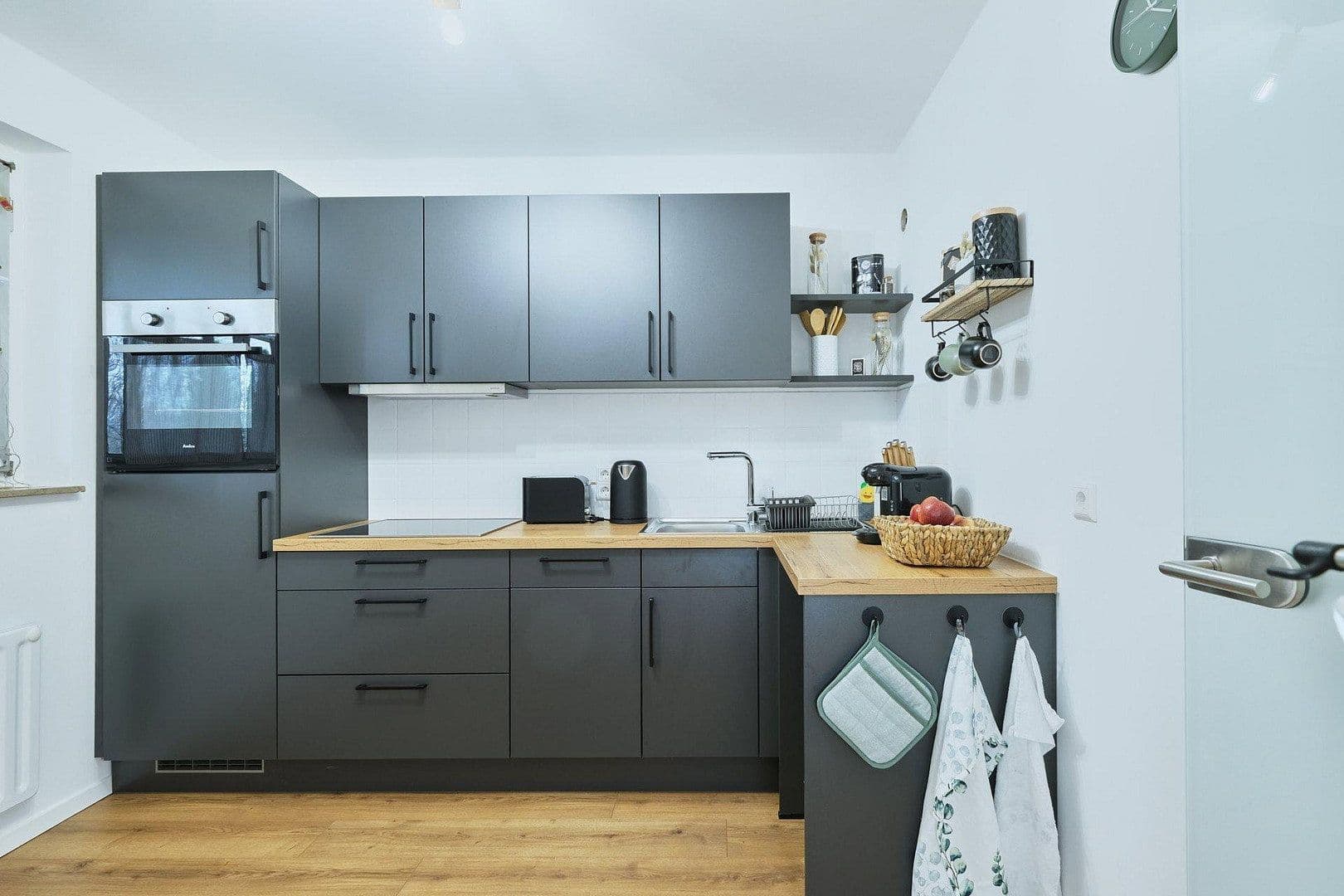 Pronájem bytu 2+1 75 m², Immenstaad am Bodensee, Bádensko-Württembersko Pronájem bytu 2+1 75 m², Immenstaad am Bodensee, Bádensko-Württembersko