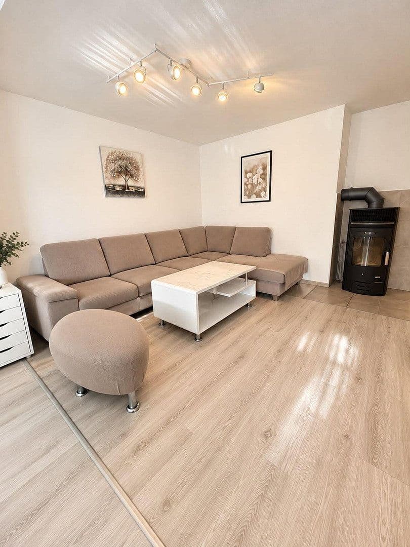 Prodej domu 100 m², pozemek 170 m², Belchenstr 9, Herrenberg, Bádensko-Württembersko Prodej domu 100 m², pozemek 170 m², Belchenstr 9, Herrenberg, Bádensko-Württembersko