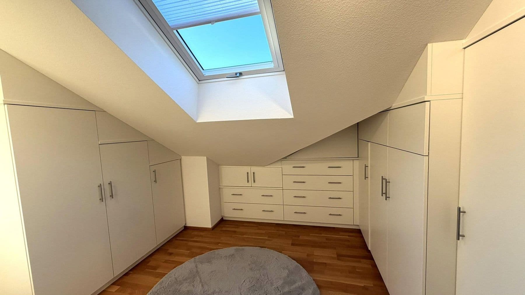 Prodej domu 210 m², pozemek 637 m², Kempten (Allgäu), Bavorsko Prodej domu 210 m², pozemek 637 m², Kempten (Allgäu), Bavorsko