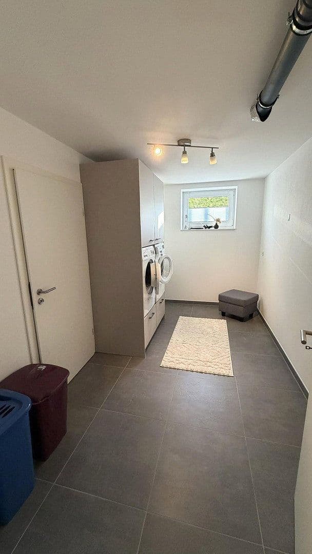 Prodej domu 210 m², pozemek 637 m², Kempten (Allgäu), Bavorsko Prodej domu 210 m², pozemek 637 m², Kempten (Allgäu), Bavorsko
