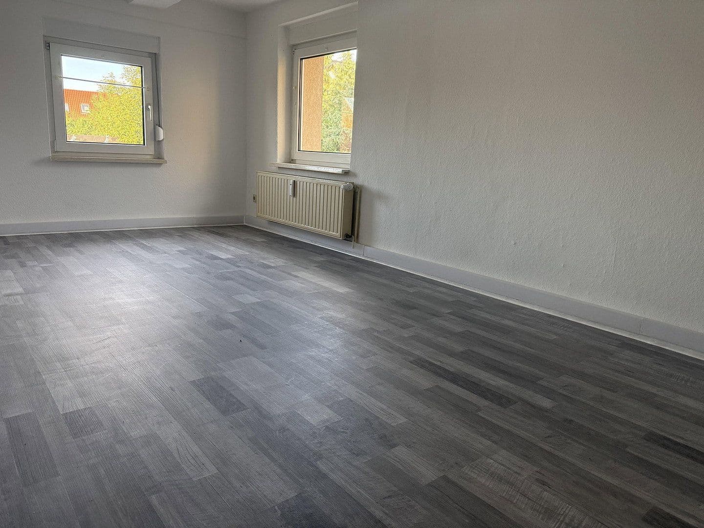 Pronájem bytu 3+1 75 m², Hötensleben, Sasko-Anhaltsko Pronájem bytu 3+1 75 m², Hötensleben, Sasko-Anhaltsko