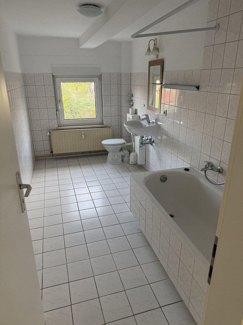 Pronájem bytu 3+1 75 m², Hötensleben, Sasko-Anhaltsko Pronájem bytu 3+1 75 m², Hötensleben, Sasko-Anhaltsko