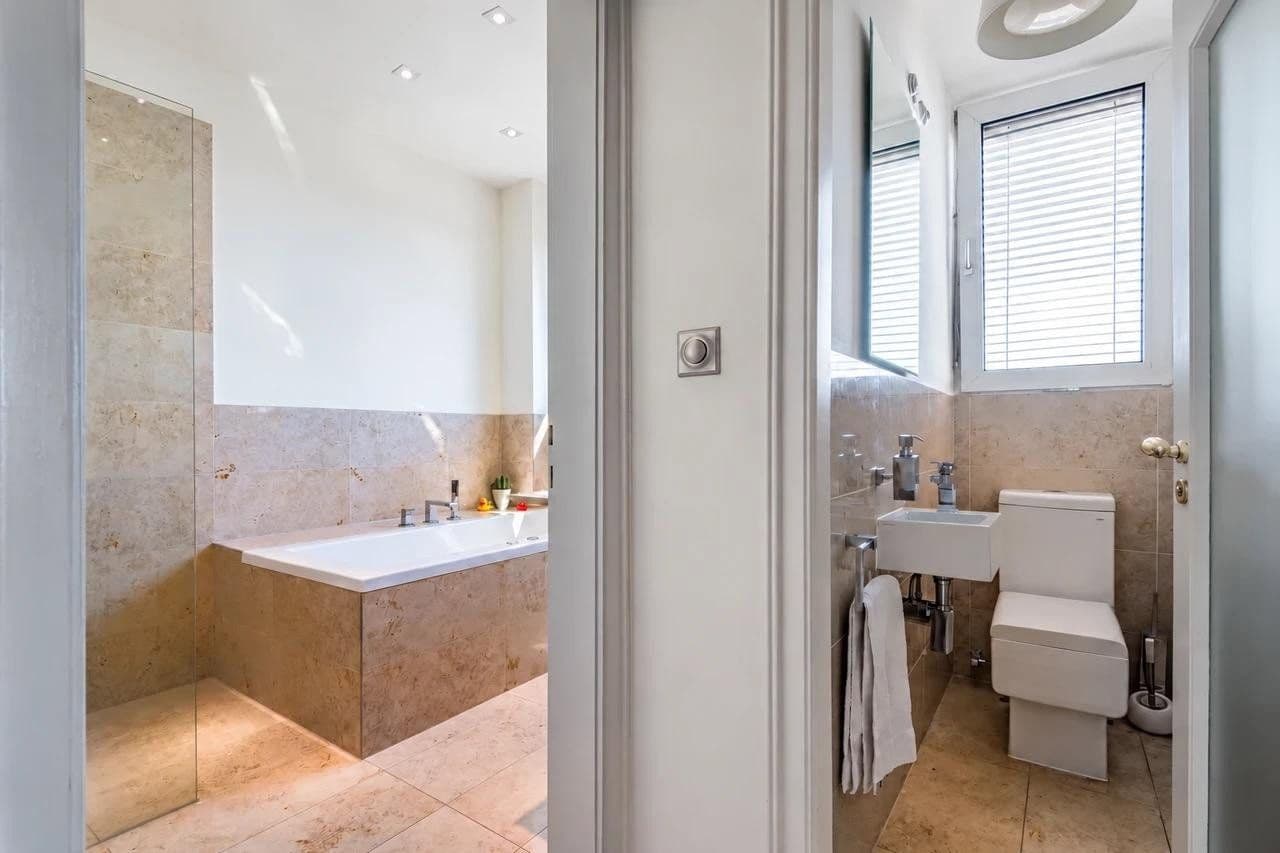 Prodej bytu 5+1 295 m², Frankfurt, Hessen Prodej bytu 5+1 295 m², Frankfurt, Hessen