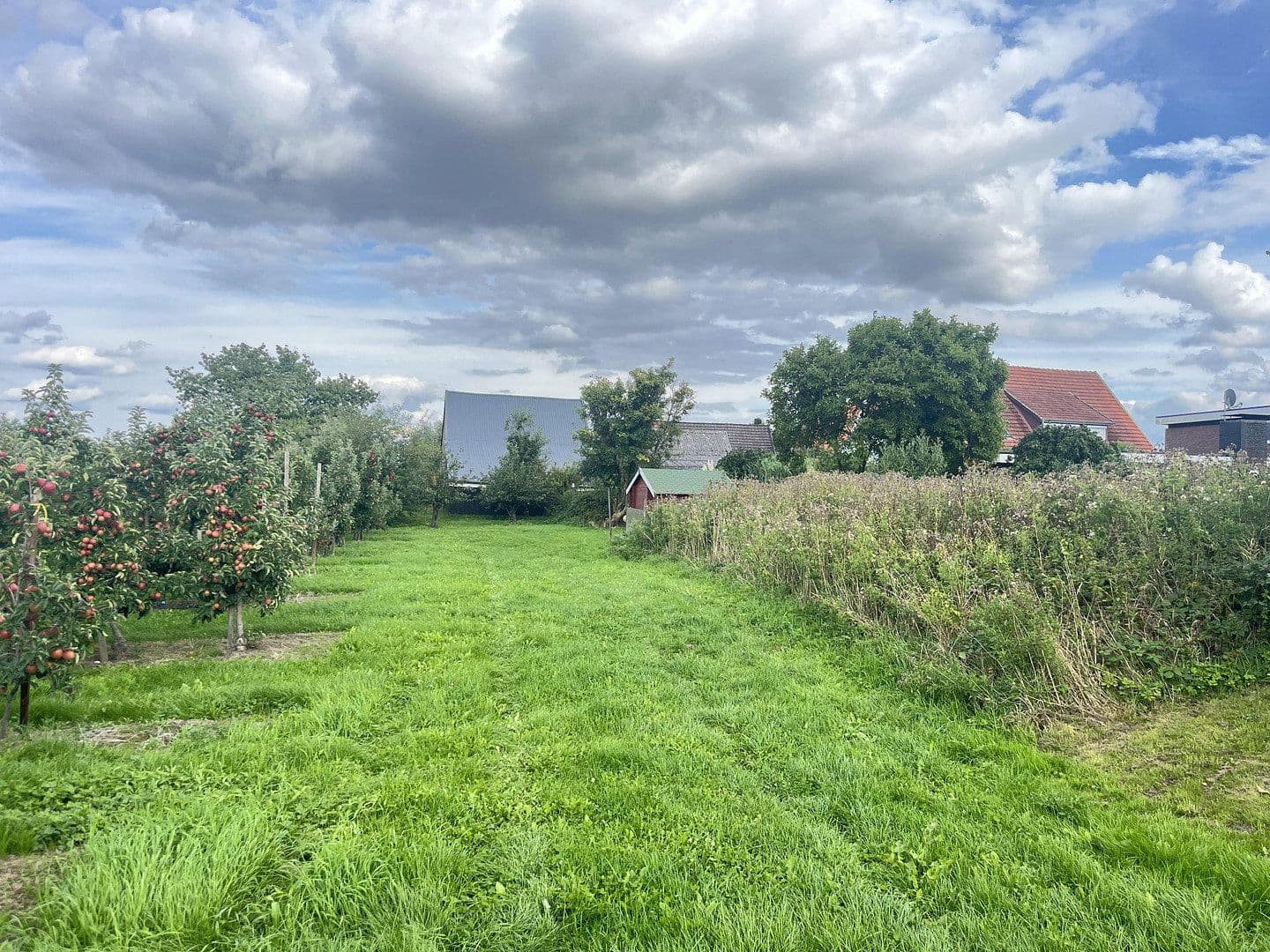 Prodej pozemku 996 m², Leeswig 57, Jork, Dolní Sasko Prodej pozemku 996 m², Leeswig 57, Jork, Dolní Sasko
