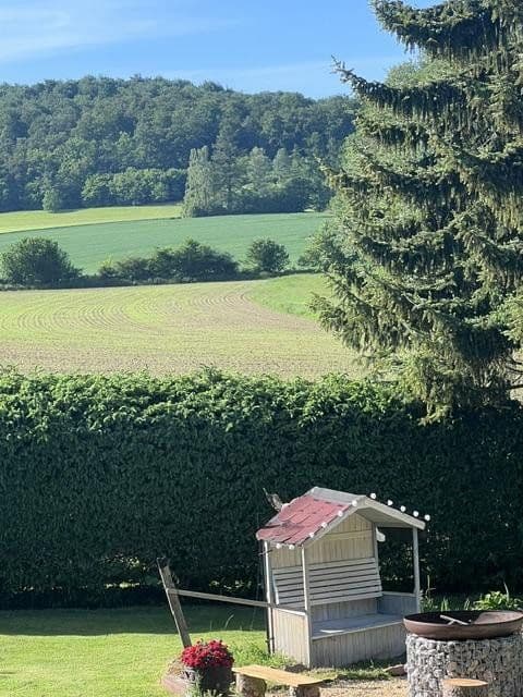 Prodej nebytového prostoru 2.326 m², Schieder-Schwalenberg, Severní Porýní-Vestfálsko Prodej nebytového prostoru 2.326 m², Schieder-Schwalenberg, Severní Porýní-Vestfálsko
