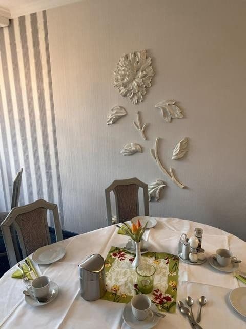 Prodej nebytového prostoru 2.326 m², Schieder-Schwalenberg, Severní Porýní-Vestfálsko Prodej nebytového prostoru 2.326 m², Schieder-Schwalenberg, Severní Porýní-Vestfálsko