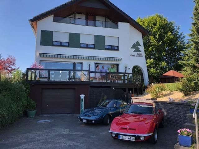 Prodej nebytového prostoru 2.326 m², Schieder-Schwalenberg, Severní Porýní-Vestfálsko Prodej nebytového prostoru 2.326 m², Schieder-Schwalenberg, Severní Porýní-Vestfálsko