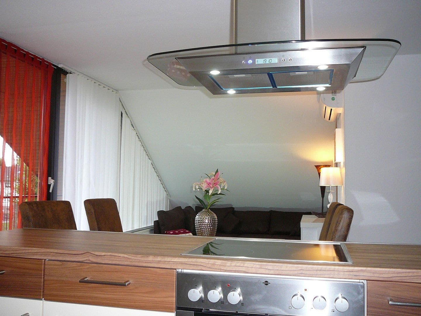 Prodej nebytového prostoru 2.326 m², Schieder-Schwalenberg, Severní Porýní-Vestfálsko Prodej nebytového prostoru 2.326 m², Schieder-Schwalenberg, Severní Porýní-Vestfálsko