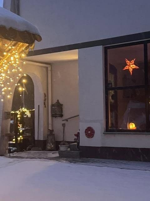 Prodej nebytového prostoru 2.326 m², Schieder-Schwalenberg, Severní Porýní-Vestfálsko Prodej nebytového prostoru 2.326 m², Schieder-Schwalenberg, Severní Porýní-Vestfálsko