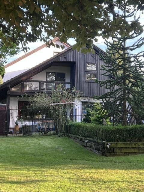 Prodej nebytového prostoru 2.326 m², Schieder-Schwalenberg, Severní Porýní-Vestfálsko Prodej nebytového prostoru 2.326 m², Schieder-Schwalenberg, Severní Porýní-Vestfálsko