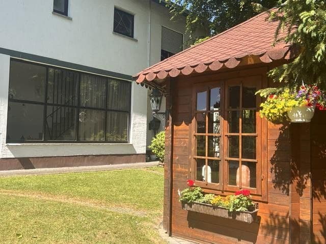 Prodej nebytového prostoru 2.326 m², Schieder-Schwalenberg, Severní Porýní-Vestfálsko Prodej nebytového prostoru 2.326 m², Schieder-Schwalenberg, Severní Porýní-Vestfálsko