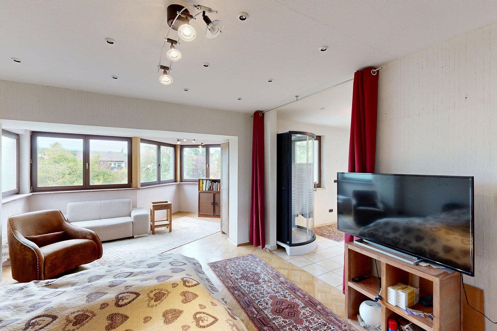 Prodej domu 283 m², pozemek 423 m², Ludwigstr. 20, Mühltal, Hessen Prodej domu 283 m², pozemek 423 m², Ludwigstr. 20, Mühltal, Hessen