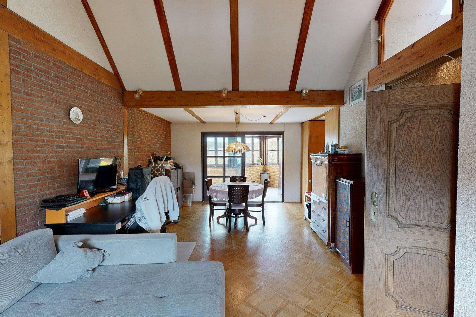 Prodej domu 283 m², pozemek 423 m², Ludwigstr. 20, Mühltal, Hessen Prodej domu 283 m², pozemek 423 m², Ludwigstr. 20, Mühltal, Hessen