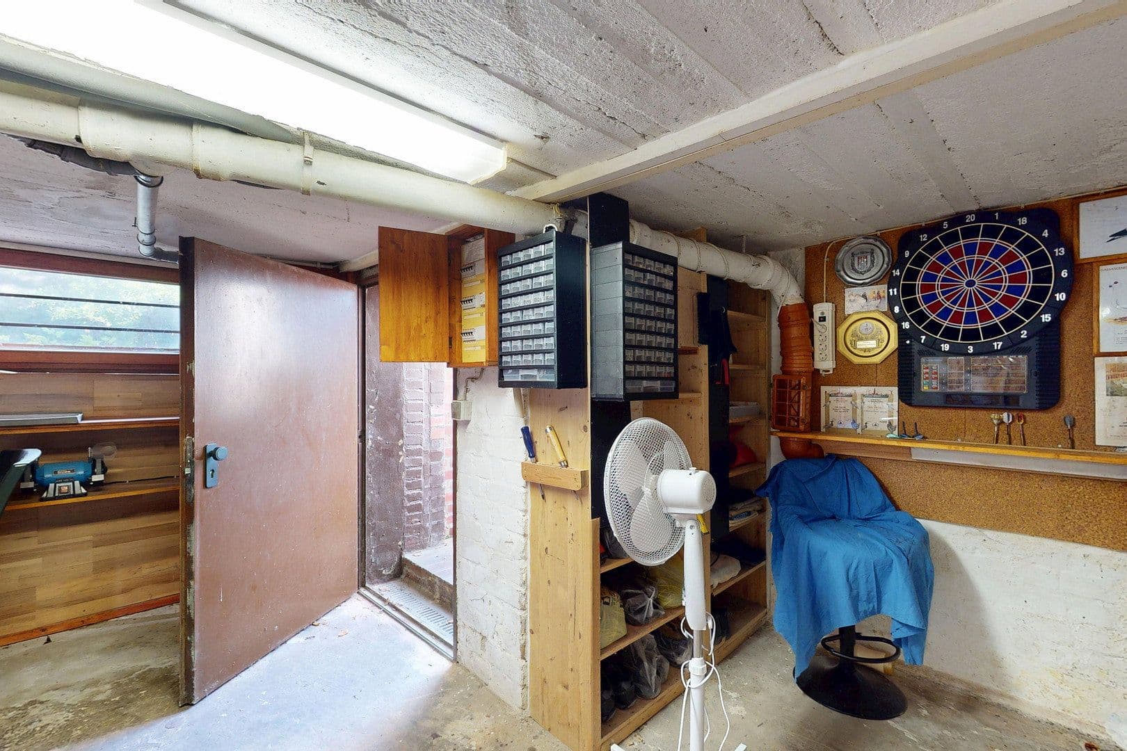 Prodej domu 104 m², pozemek 1.001 m², Mümmelmannsberg 38, Hamburg, Hamburg Prodej domu 104 m², pozemek 1.001 m², Mümmelmannsberg 38, Hamburg, Hamburg