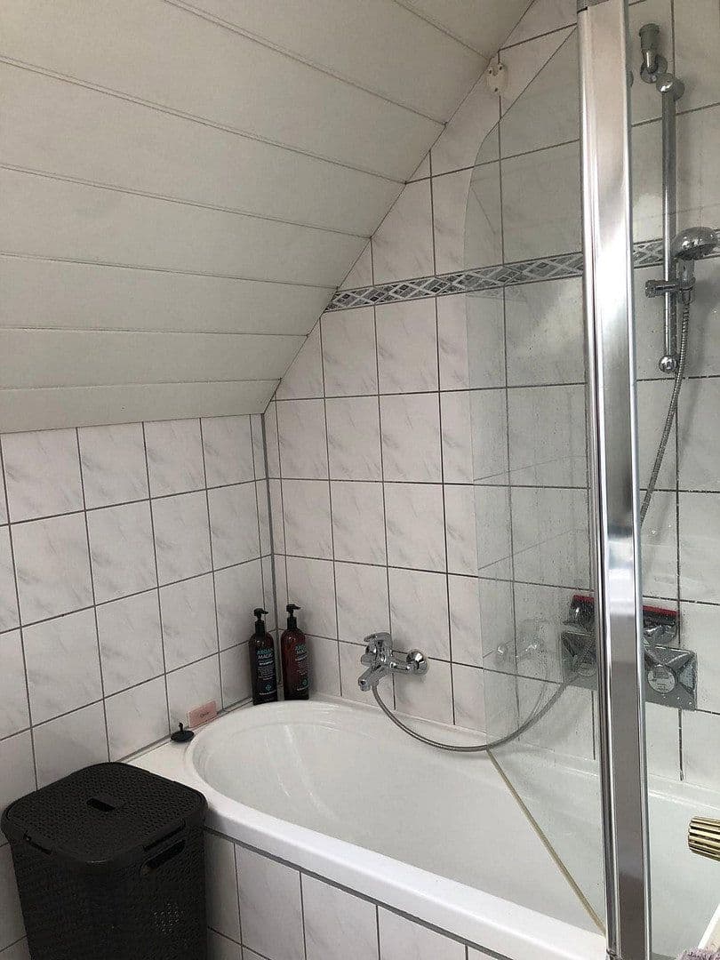 Pronájem bytu 2+1 66 m², Waldhausenerstr. 117, Mönchengladbach, Severní Porýní-Vestfálsko Pronájem bytu 2+1 66 m², Waldhausenerstr. 117, Mönchengladbach, Severní Porýní-Vestfálsko