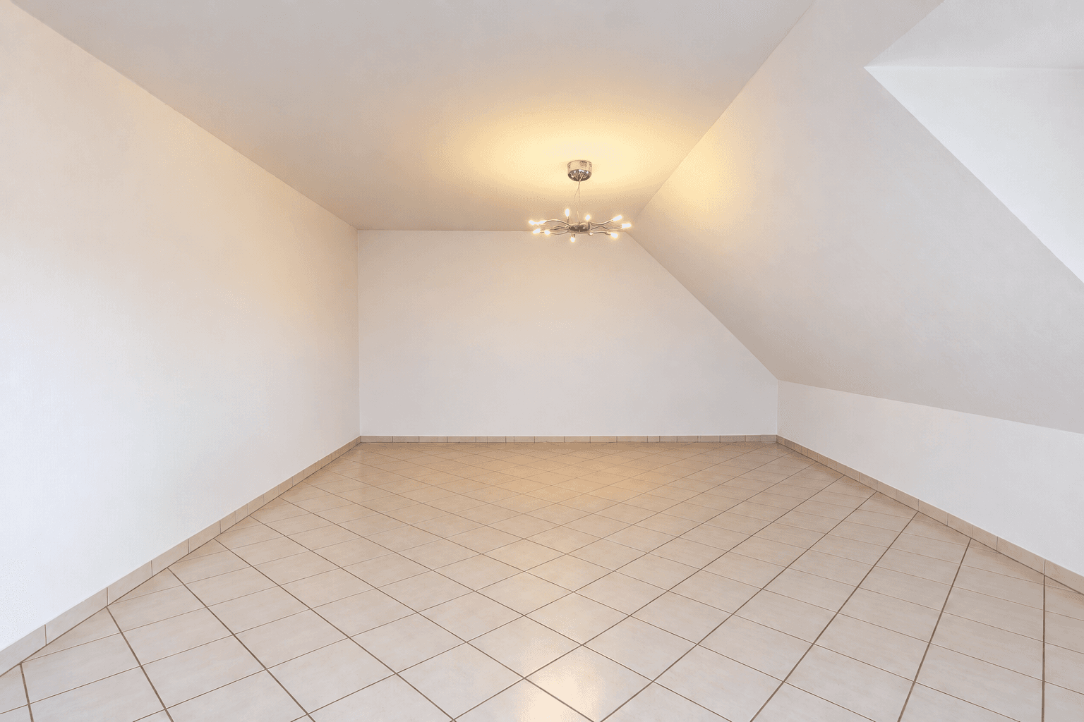 Prodej domu 266 m², pozemek 659 m², Duisburg, Severní Porýní-Vestfálsko Prodej domu 266 m², pozemek 659 m², Duisburg, Severní Porýní-Vestfálsko