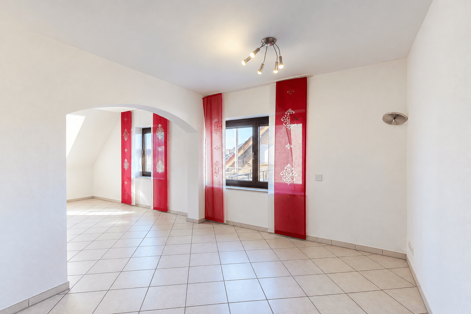 Prodej domu 266 m², pozemek 659 m², Duisburg, Severní Porýní-Vestfálsko Prodej domu 266 m², pozemek 659 m², Duisburg, Severní Porýní-Vestfálsko