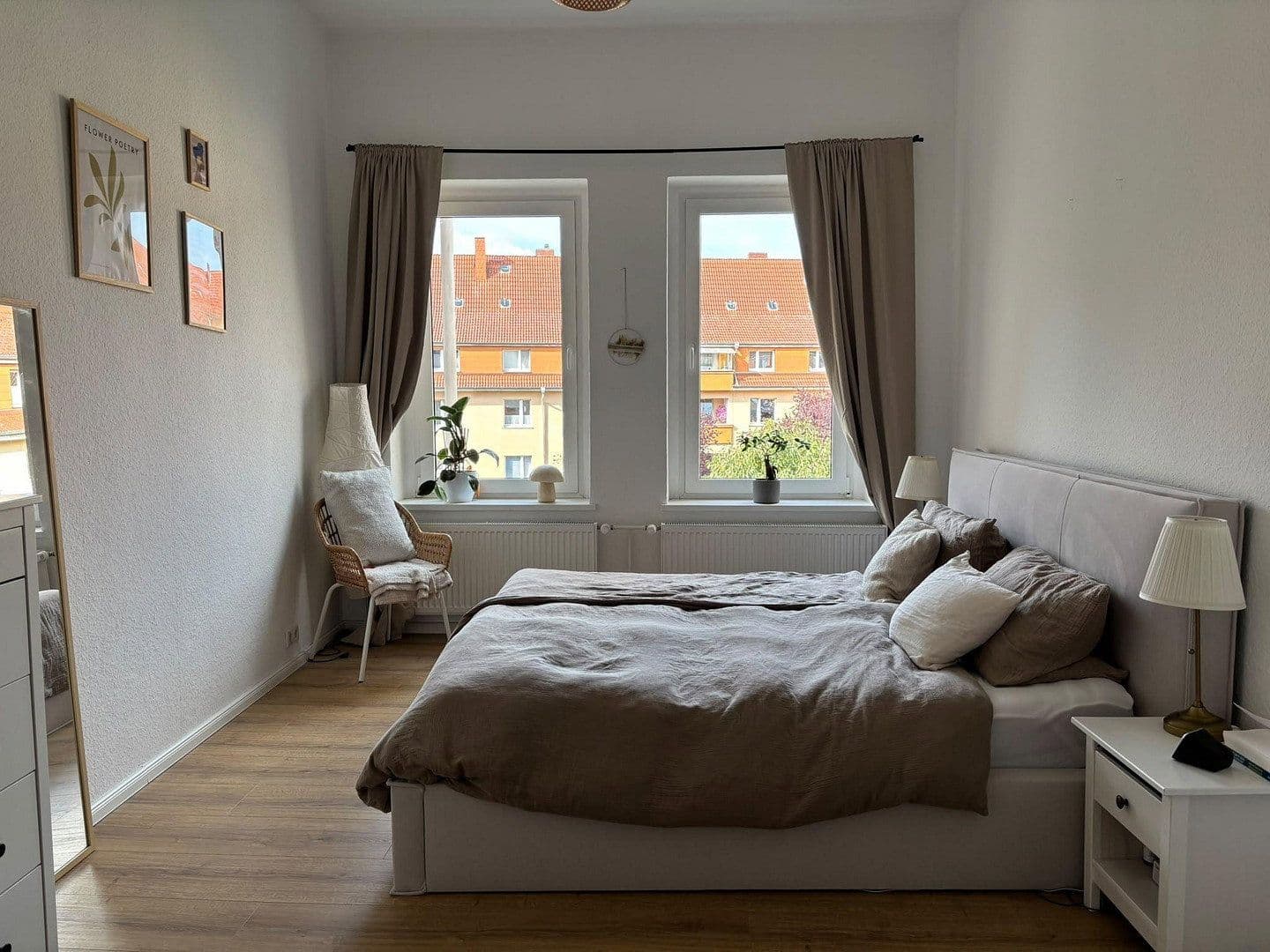 Pronájem bytu 4+1 103 m², Sedanstr.5, Hameln, Dolní Sasko Pronájem bytu 4+1 103 m², Sedanstr.5, Hameln, Dolní Sasko