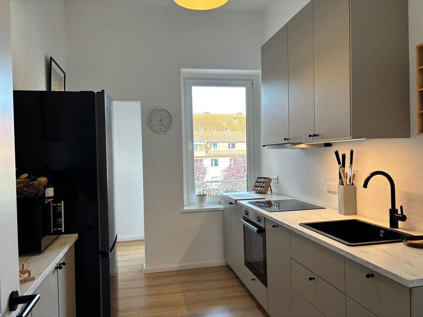 Pronájem bytu 4+1 103 m², Sedanstr.5, Hameln, Dolní Sasko Pronájem bytu 4+1 103 m², Sedanstr.5, Hameln, Dolní Sasko