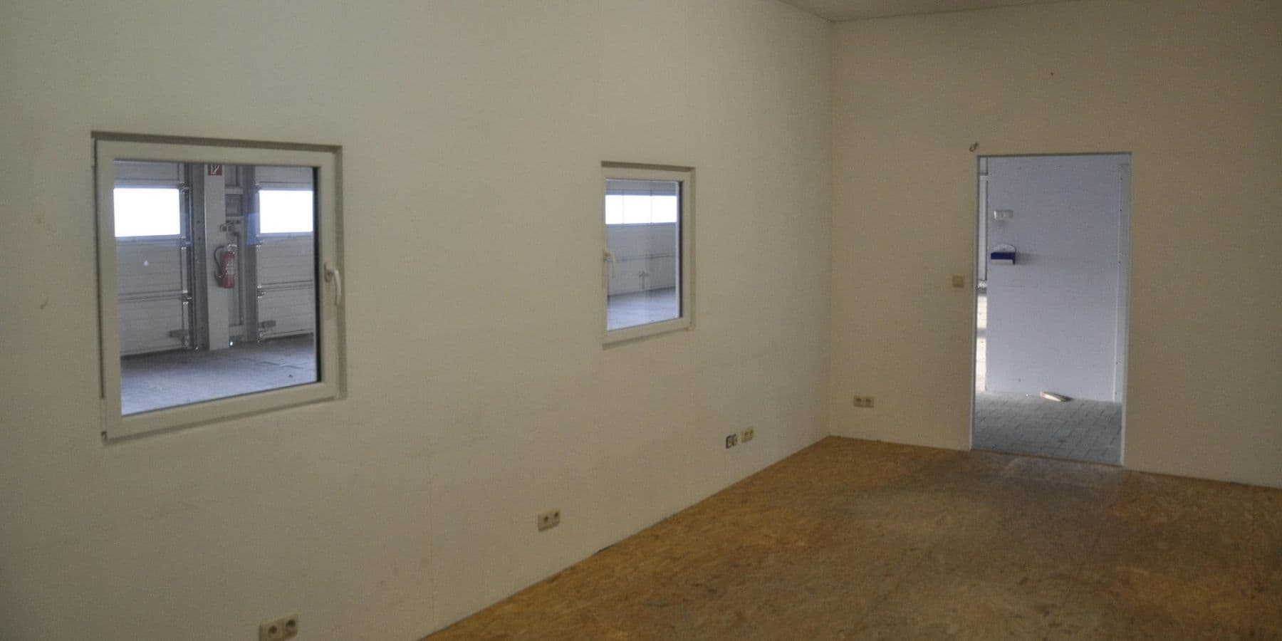 Pronájem nebytového prostoru 462 m², Schiffbauerdamm 16, Wismar, Mecklenburg-Vorpommern Pronájem nebytového prostoru 462 m², Schiffbauerdamm 16, Wismar, Mecklenburg-Vorpommern