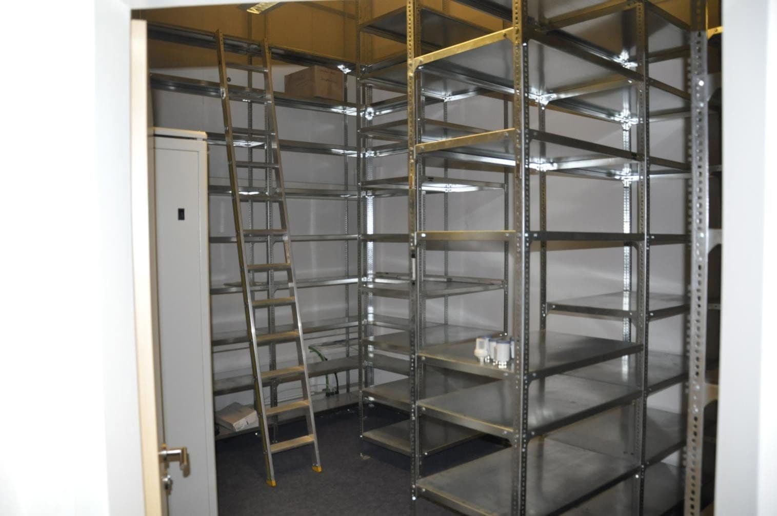 Pronájem nebytového prostoru 462 m², Schiffbauerdamm 16, Wismar, Mecklenburg-Vorpommern Pronájem nebytového prostoru 462 m², Schiffbauerdamm 16, Wismar, Mecklenburg-Vorpommern