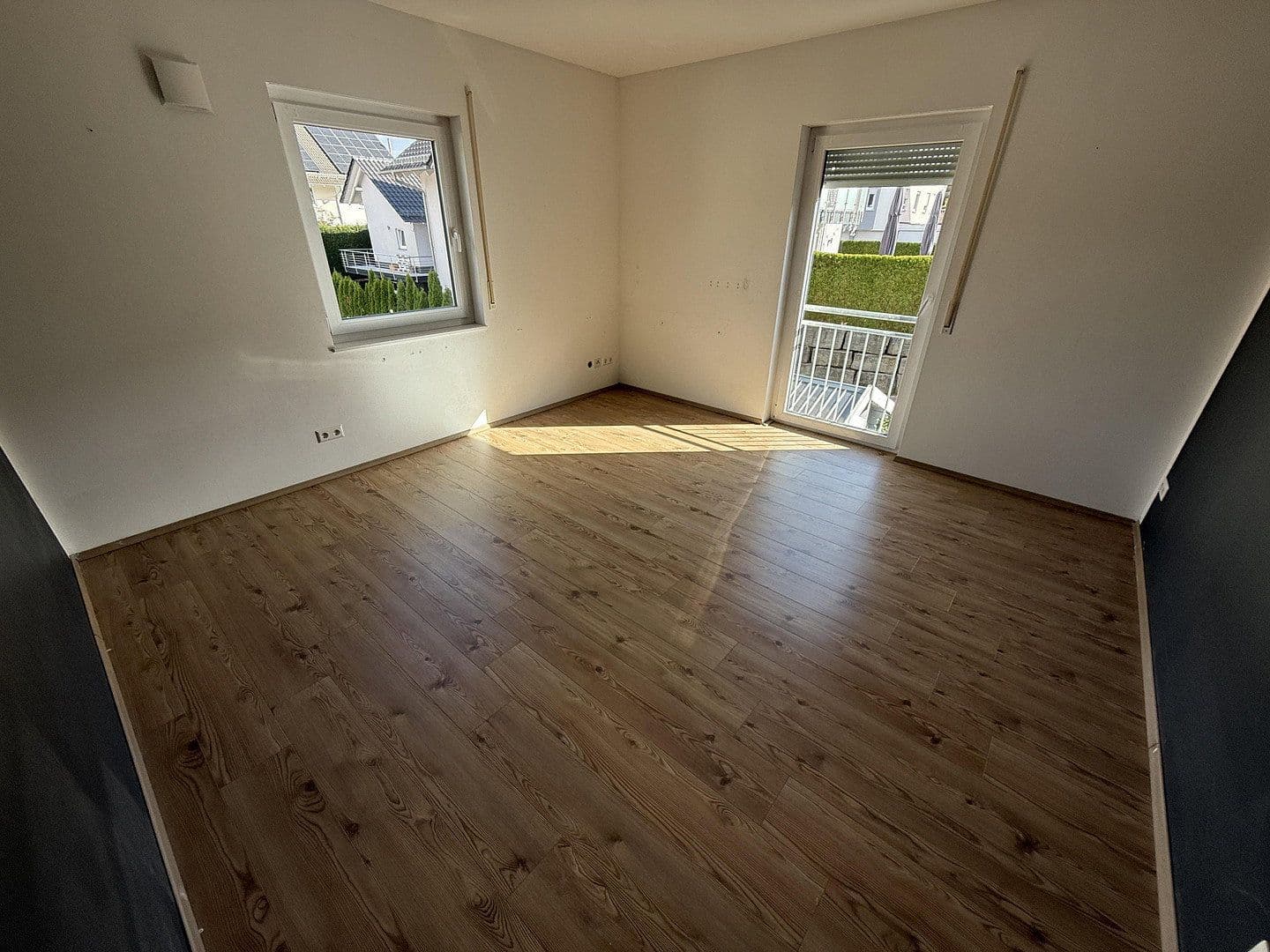 Prodej domu 160 m², pozemek 455 m², Neuenbürg, Bádensko-Württembersko Prodej domu 160 m², pozemek 455 m², Neuenbürg, Bádensko-Württembersko