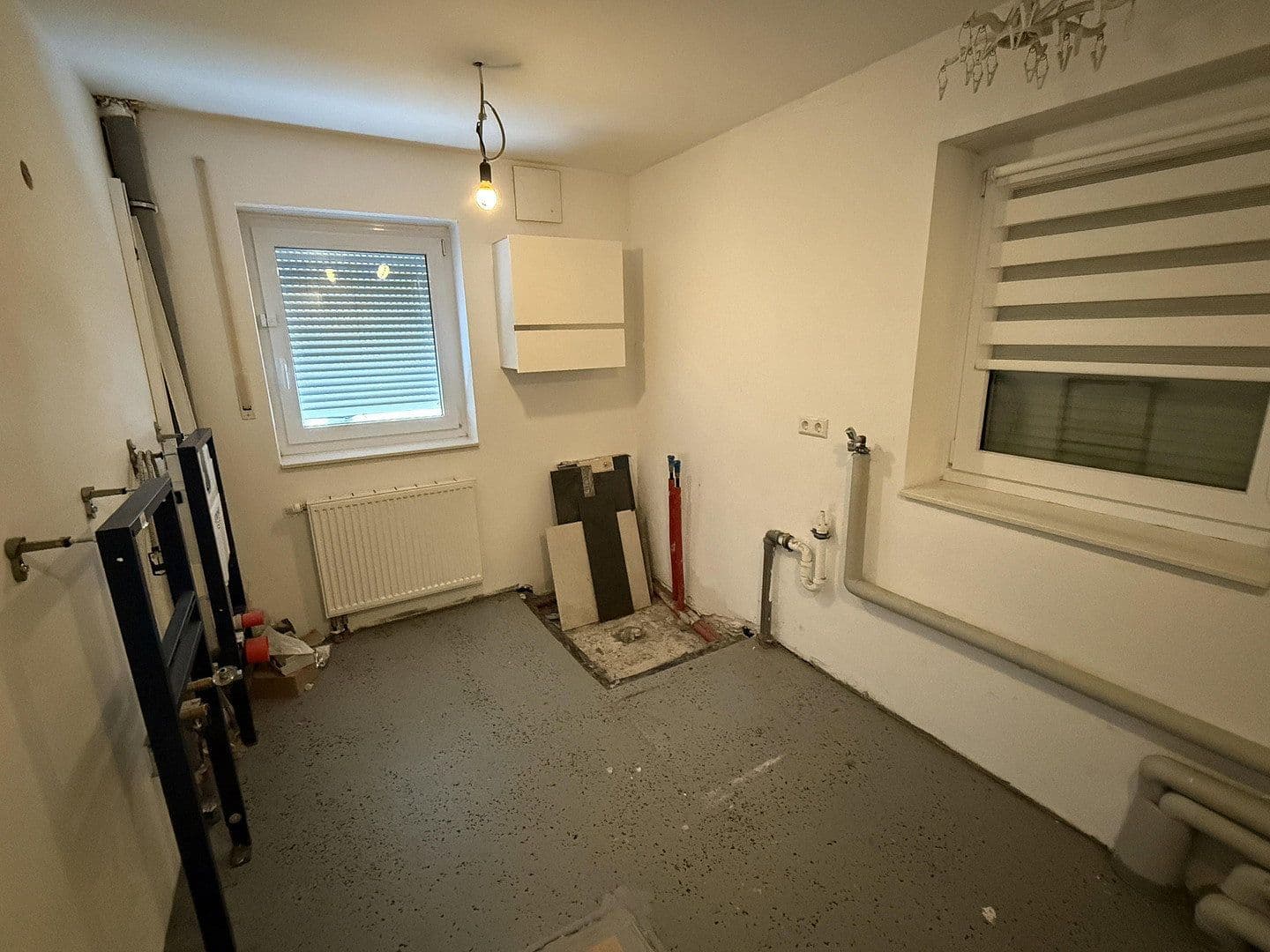 Prodej domu 160 m², pozemek 455 m², Neuenbürg, Bádensko-Württembersko Prodej domu 160 m², pozemek 455 m², Neuenbürg, Bádensko-Württembersko