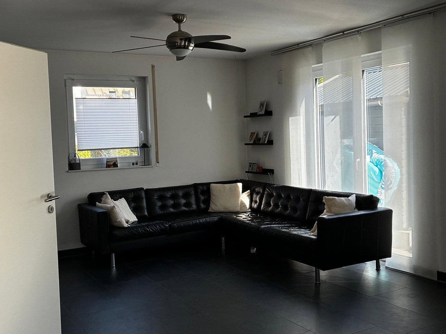 Prodej domu 160 m², pozemek 455 m², Neuenbürg, Bádensko-Württembersko Prodej domu 160 m², pozemek 455 m², Neuenbürg, Bádensko-Württembersko