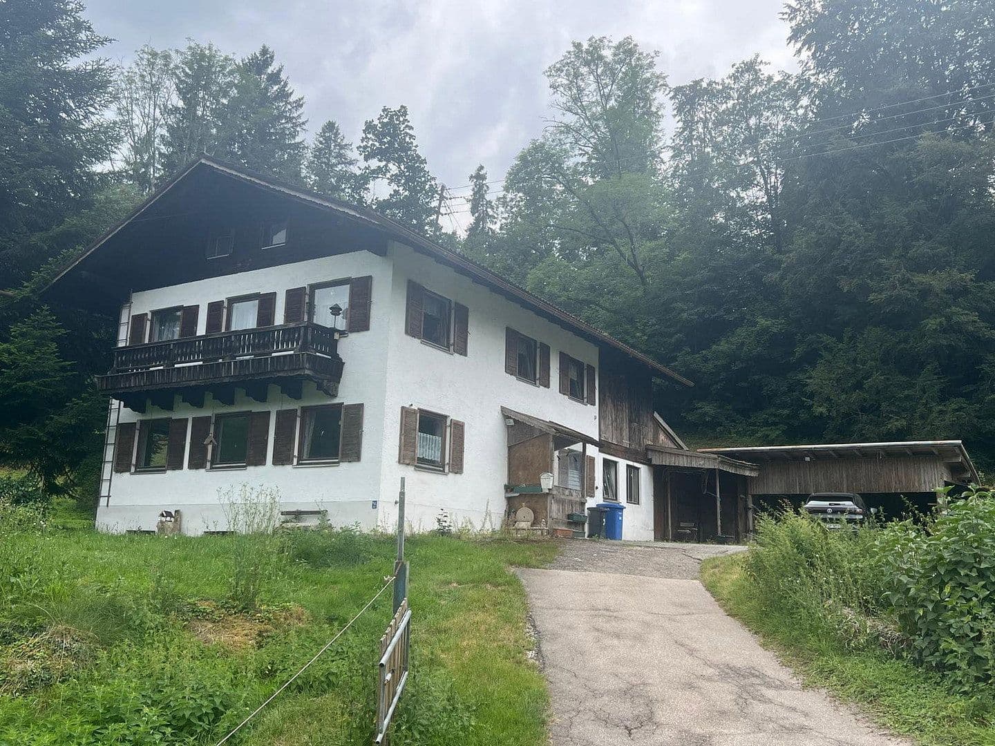 Prodej domu 141 m², pozemek 6.262 m², Aumühler Weg 3, Valley, Bavorsko Prodej domu 141 m², pozemek 6.262 m², Aumühler Weg 3, Valley, Bavorsko